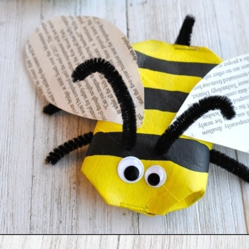 làm con ong từ lõi giấy vệ sinh