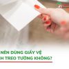 Giấy vệ sinh treo tường